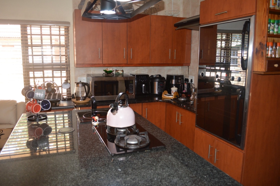 3 Bedroom Property for Sale in Wilkoppies North West